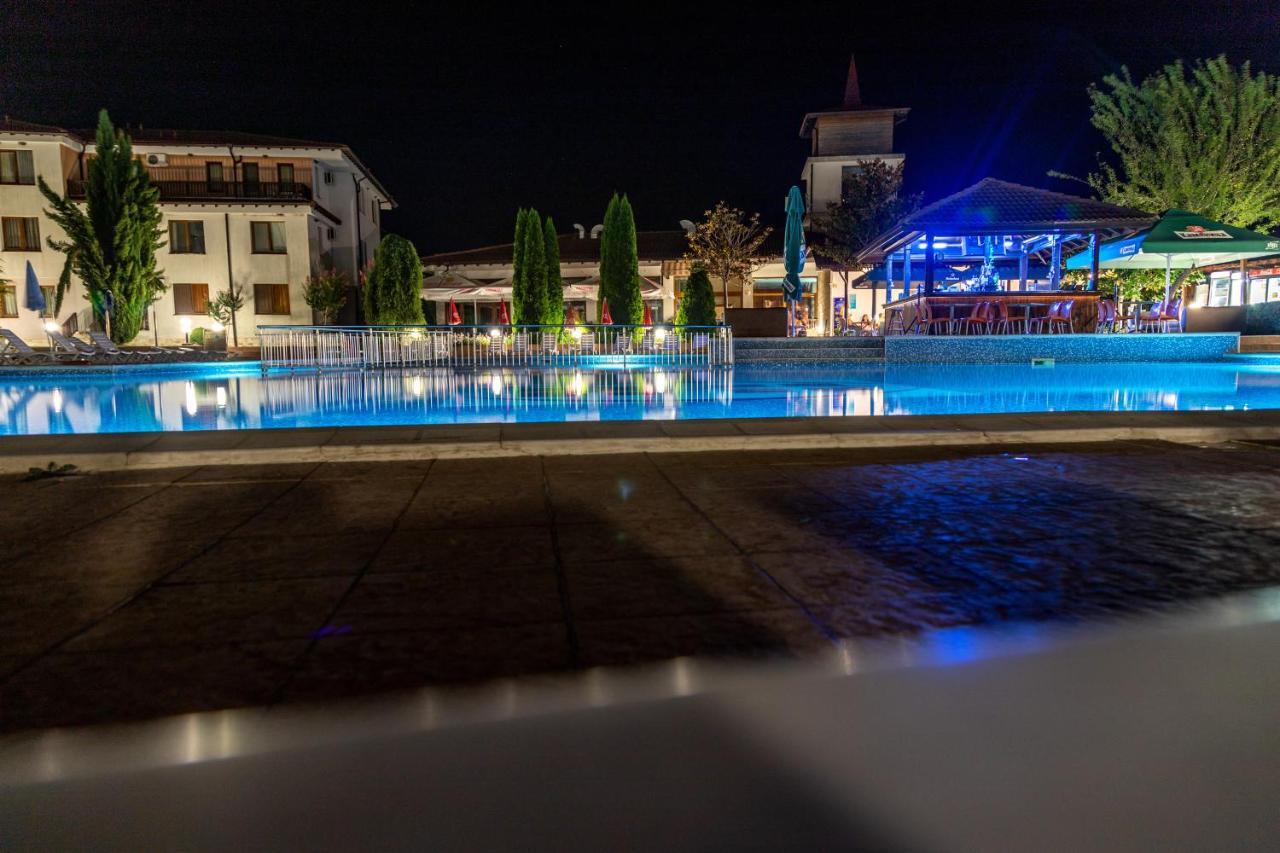 Harmony Hills Kolevi Apartments Rogacsevo Kültér fotó